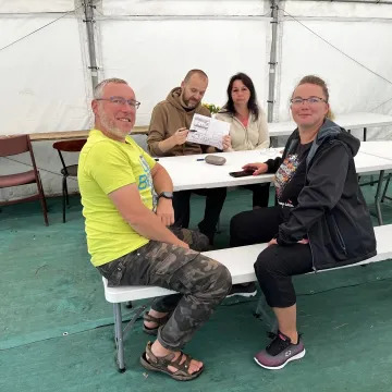 Wozy strażackie uchwycone w fotograficznym kadrze