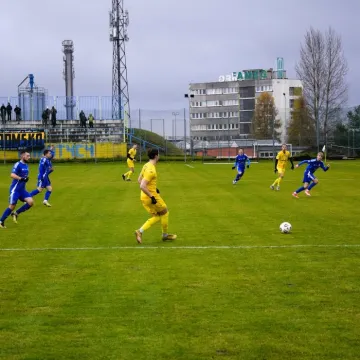 Lider nie zawiódł. RKS pewnie wygrywa z Omegą Kleszczów