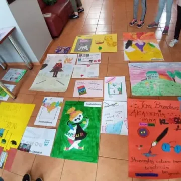 Uczniowie PSP nr 9 w Radomsku promują czytelnictwo