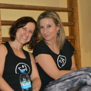 Pomaganie w rytmie zumby