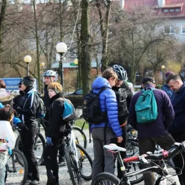 Powitali wiosnę na rowerach 