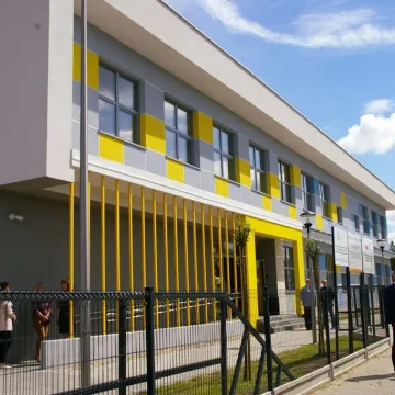 Nowoczesne-pasywne przedszkole w Gomunicach uroczyście otwarte