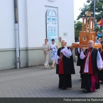 Procesja jadwiżańska przeszła przez Radomsko