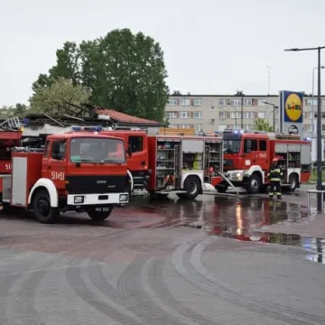 Pogorzelisko po markecie Lidl