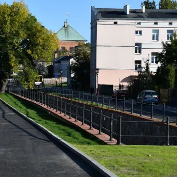 Piotrków Tryb.: bulwary otwarte dla spacerowiczów