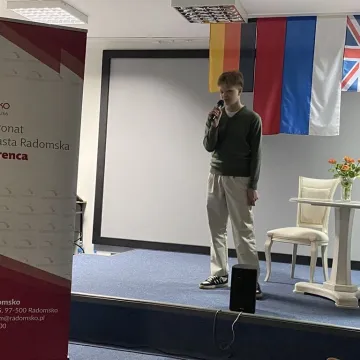 Recytowali wiersze w 3 językach w ZSDiOŚ w Radomsku