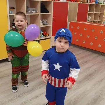 To ich pierwszy taki bal...