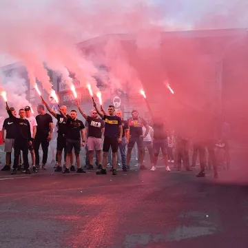 Pamiętają o bohaterach. Kibice RKS Radomsko uczcili godzinę „W”