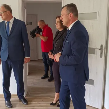 Najemcy odebrali klucze do swoich mieszkań przy Sadowej 7e w Radomsku