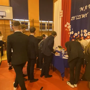 Maturalny maraton rozpoczęty. Na początek język polski