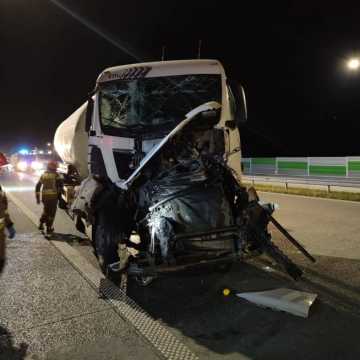 Dwie ciężarówki zderzyły się w nocy na A1