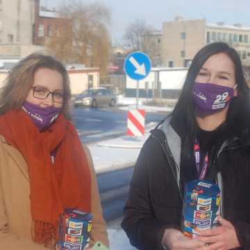 WOŚP 2021 w Radomsku. Wolotariusze kwestują na ulicach