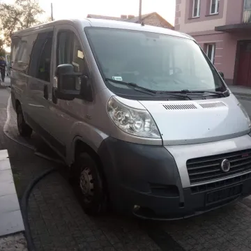 Nowy samochód w OSP w Pławnie. Strażacy złożyli go z dwóch pojazdów