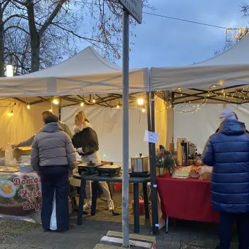 Plac 3 Maja w Radomsku zamienił się w świąteczne miasteczko