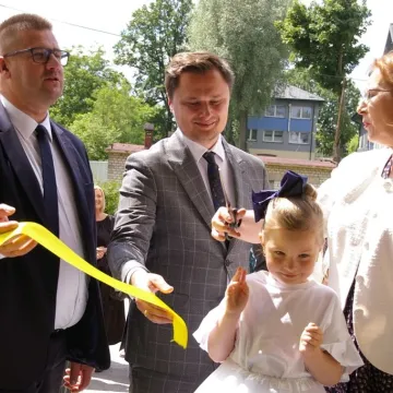 Nowoczesne-pasywne przedszkole w Gomunicach uroczyście otwarte