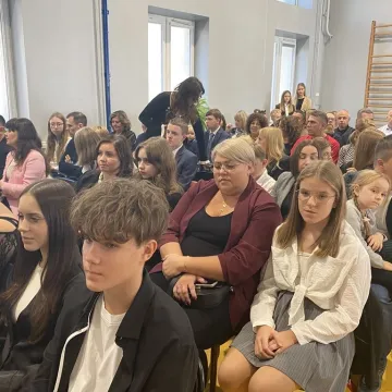 Najlepsi z najlepszych. Uczniowie  nagrodzeni stypendiami prezydenta