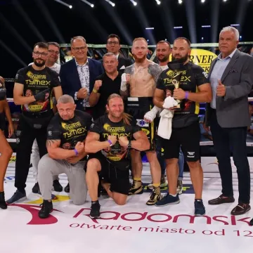 Korner Radomsko Boxing Night 2023. Robert Parzęczewski znokautował rywala
