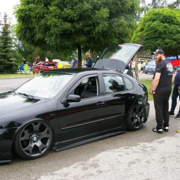 Moto Show Kamieńsk przyciągnął fanów motoryzacji