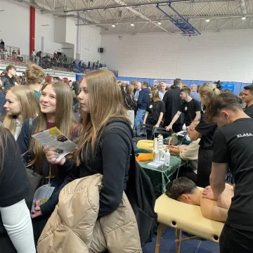 Tłumy na targach edukacyjnych w Radomsku