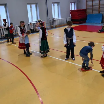 Przedszkolaki w Reymontówce na Bugaju w Radomsku