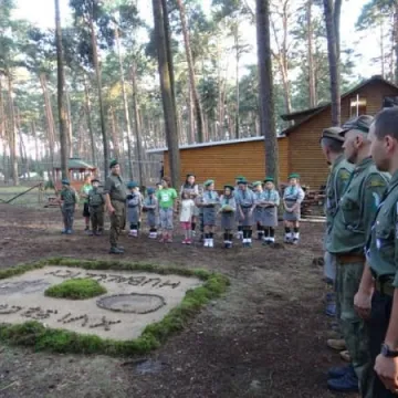 Młodzi radomszczanie na obozach harcerskich