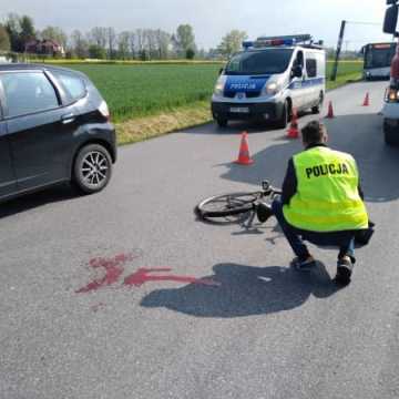 85-letni rowerzysta potrącony przez auto