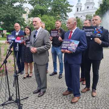 Konferencja PiS w Radomsku o bezpieczeństwie na granicy Polski z Białorusią