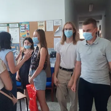 Maturzyści z I LO w Radomsku odbierali świadectwa dojrzałości