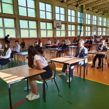 Rozpoczynają się egzaminy ósmoklasisty