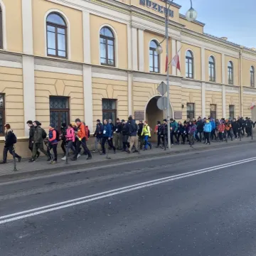 Na trasie Pieszego Maratonu Niepodległości