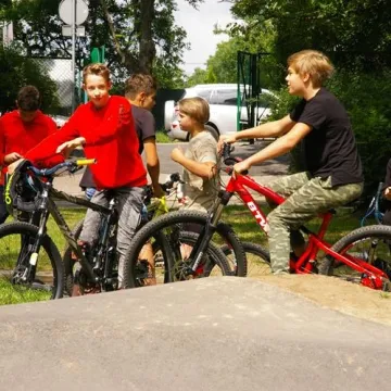 Pumptrack w Radomsku oficjalnie oddany do użytku