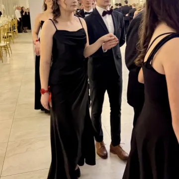 Odliczanie do matury rozpoczęło się eleganckim balem w LO Przedborzu