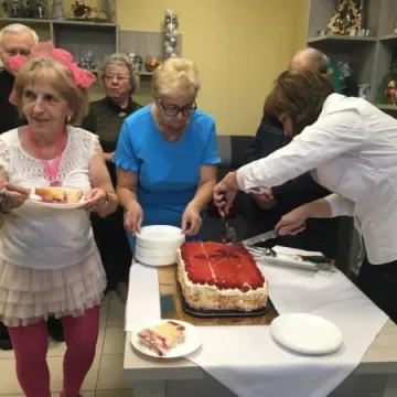 Pierwsze urodziny działalności Klubu Senior+ w Radomsku