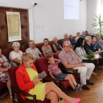 Zaprzysiężenie i ślubowanie nowej burmistrz Przedborza – Wiesławy Janosik