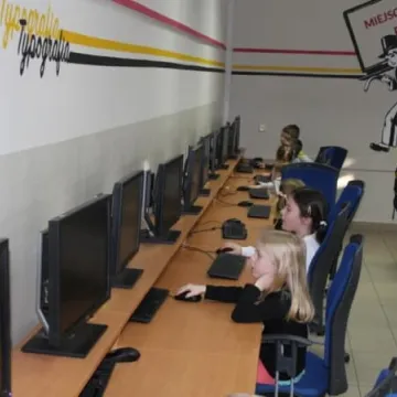 Pokazali jak bezpiecznie korzystać z sieci