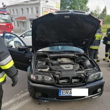 Nie ustąpiła pierwszeństwa