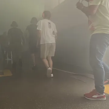 Ewakuacja ZSP 1 w Radomsku. Był pożar, strzały i osoby ranne