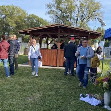 Okrajszów ma swój ekologiczny skwerek. Wielkie otwarcie z piknikiem