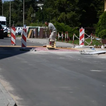Piotrków Tryb.: dobiega końca remont ul. Belzackiej