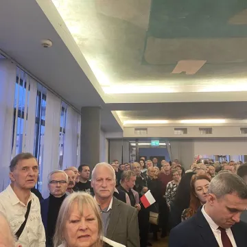 Tłumy na spotkaniu z Przemysławem Czarnkiem w Radomsku