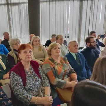 „Przyszłość to Polska”: spotkanie PiS w Radomsku