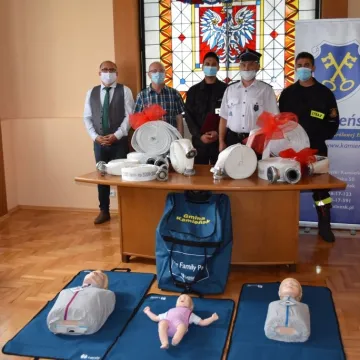 Nowy sprzęt dla strażaków-ochotników z Kamieńska i Gorzędowa