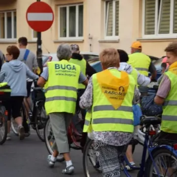 Wierni z Radomska wyruszyli na Jasną Górę