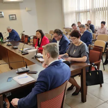 Spór o dyrektora placówki „Kamil II” w Kodrębie