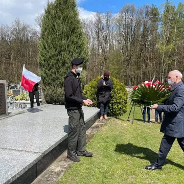 W Bąkowej Górze oddano hołd zamordowanym Żołnierzom Wyklętym