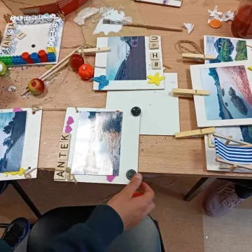 Podróżować, zwiedzać świat i odkrywać nieoczywiste miejsca