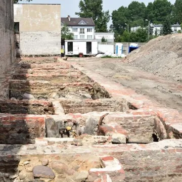 Archeolodzy pracują przy ul. Reymonta w Radomsku. Co znajdują?
