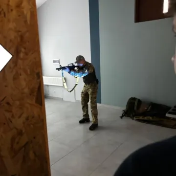 Szkoła Liderów na strzelnicy. Nauka, adrenalina i nowe doświadczenia