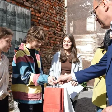 Poznawali Radomsko – miasto braci Różewiczów