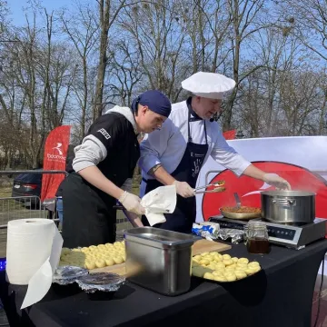 Święta coraz bliżej. Widać to na Jarmarku w Radomsku